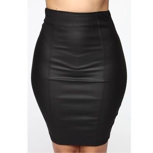 NWT 🏷️ When You Dance Pencil Skirt